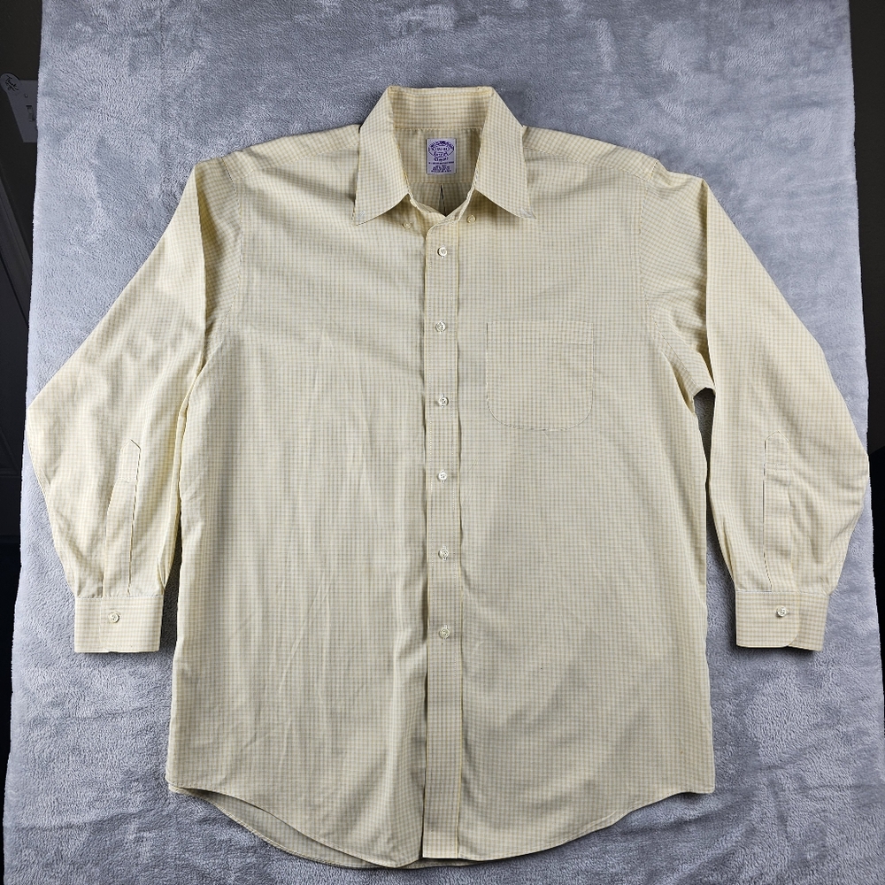 Brooks Brothers Long Sleeve Shirt Button Down Mens Size 16.5 - 33 Yellow